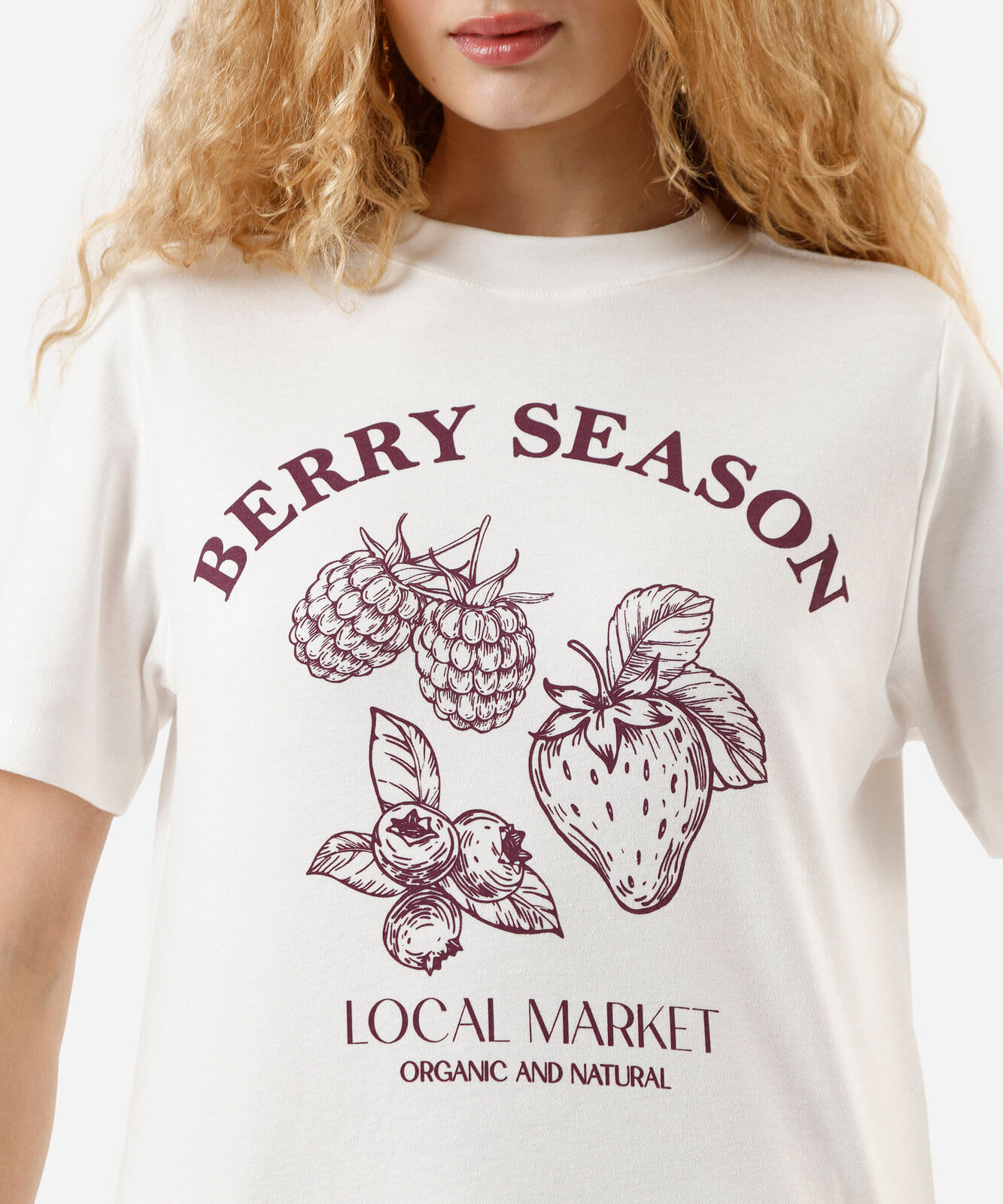 camiseta feminina  local estampada off white