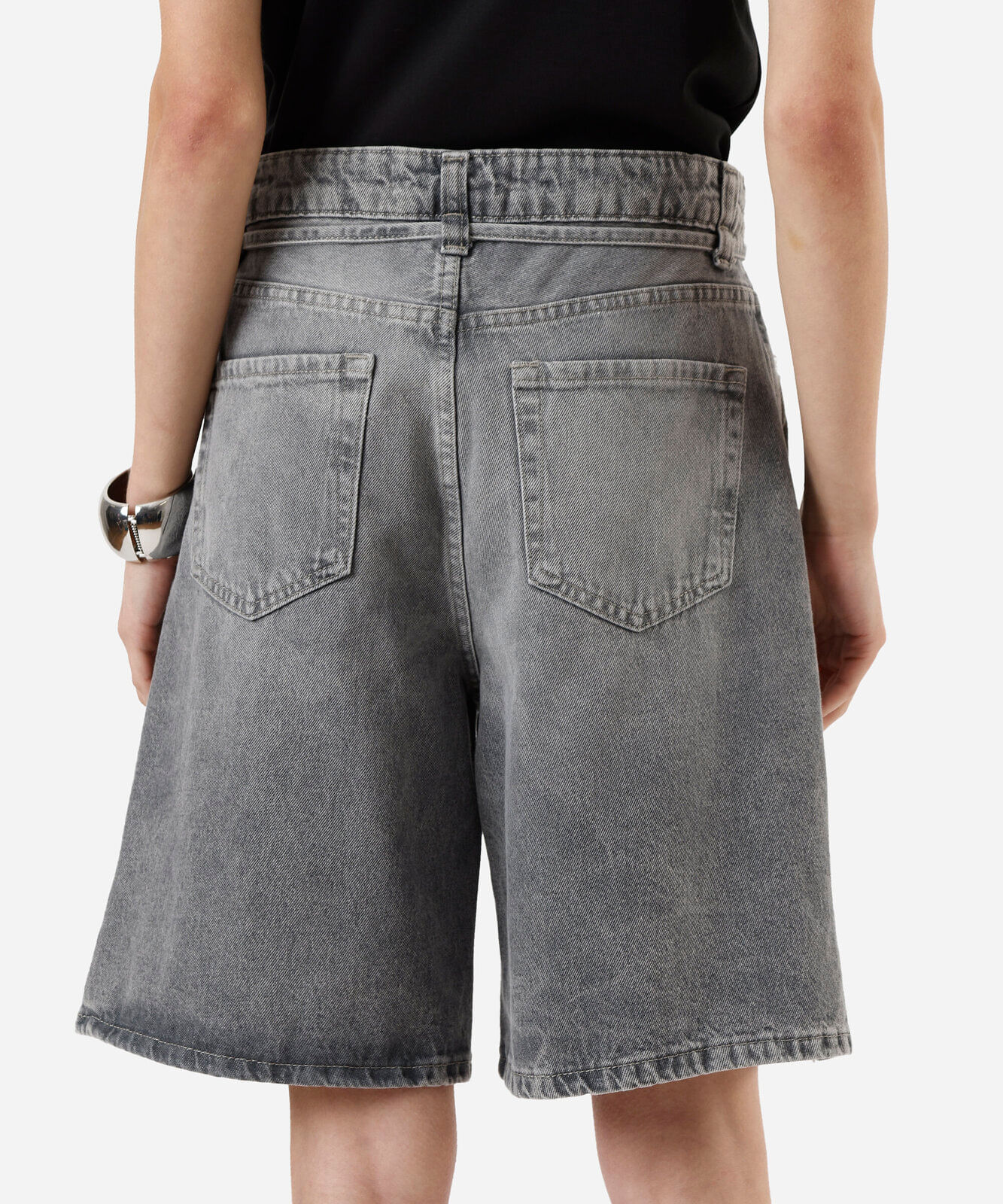 bermuda jorts feminina jeans com cordão cintura média cinza