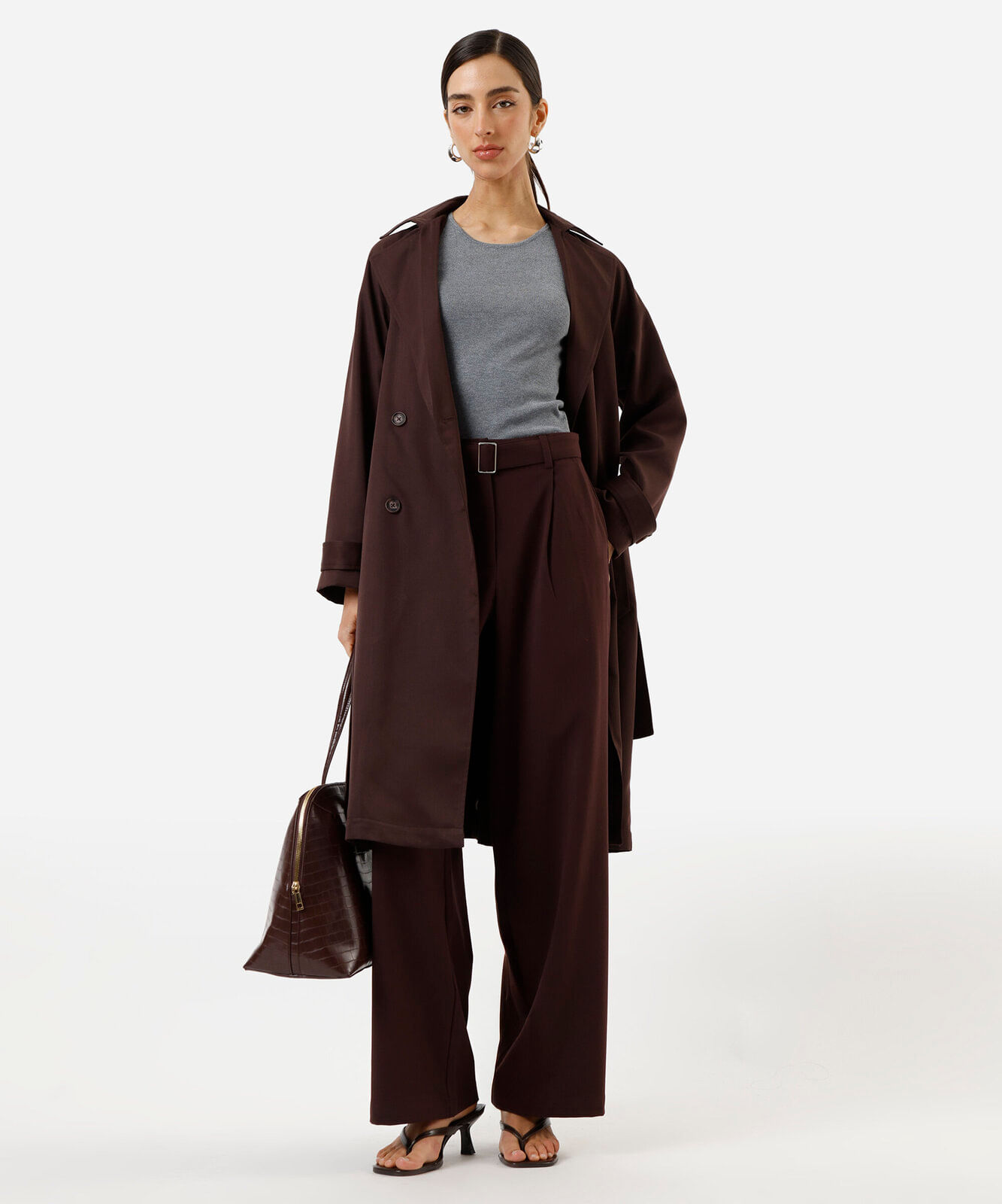 calça wide leg feminina com pregas e cinto marrom