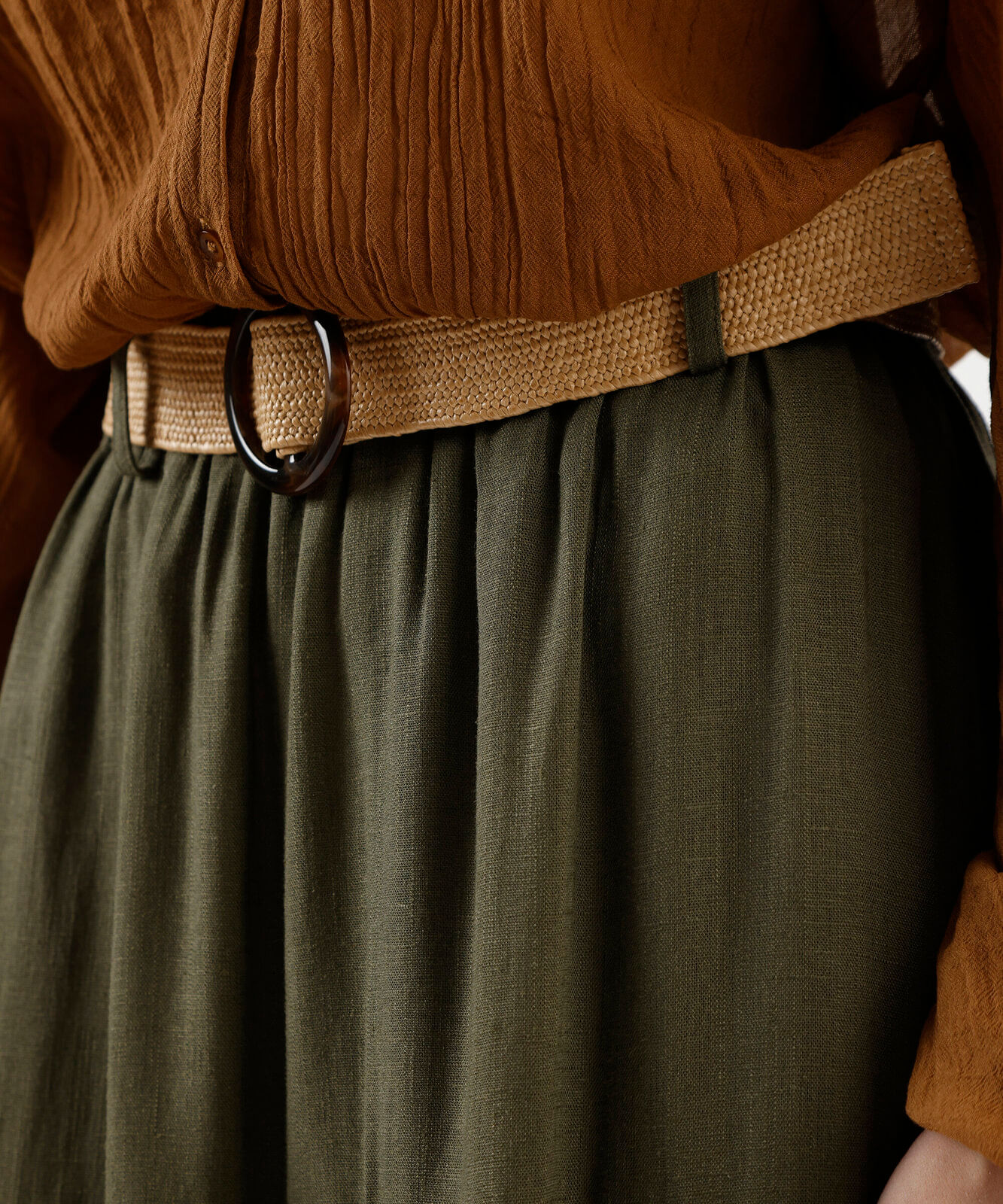 saia feminina midi marias com cinto verde