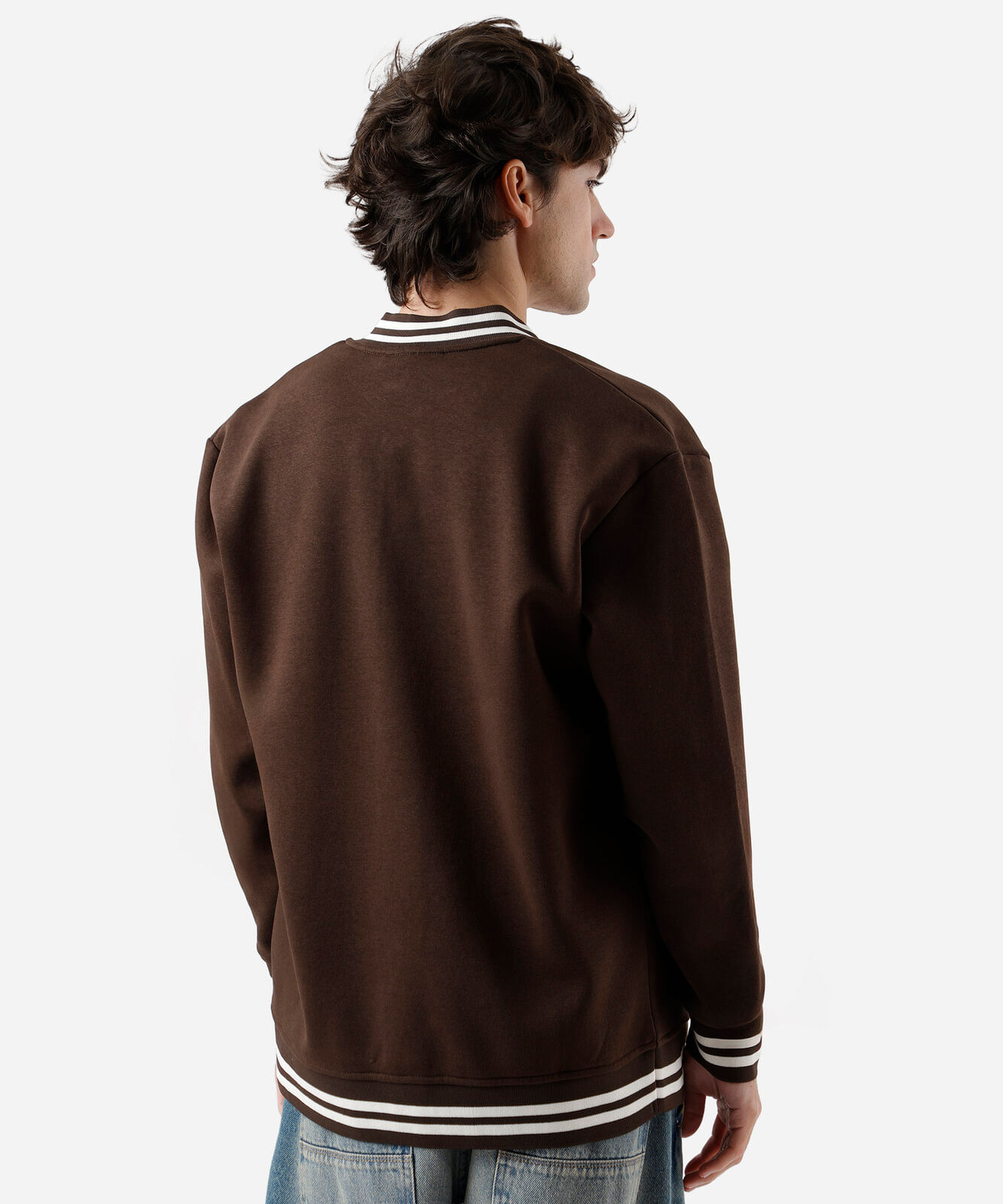 jaqueta bomber college masculina de moletom com bordado peanuts marrom