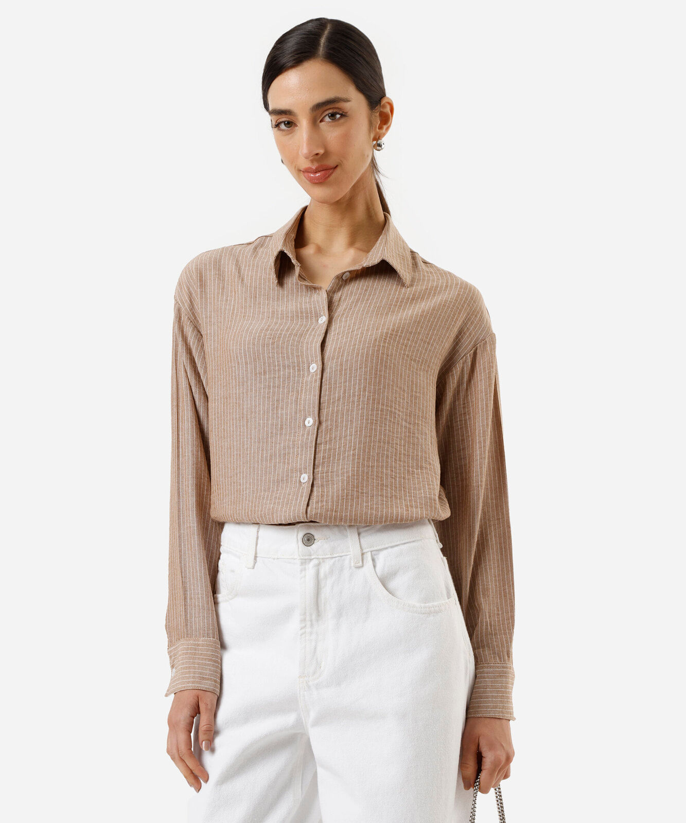 camisa feminina com linho manga longa listrada bege