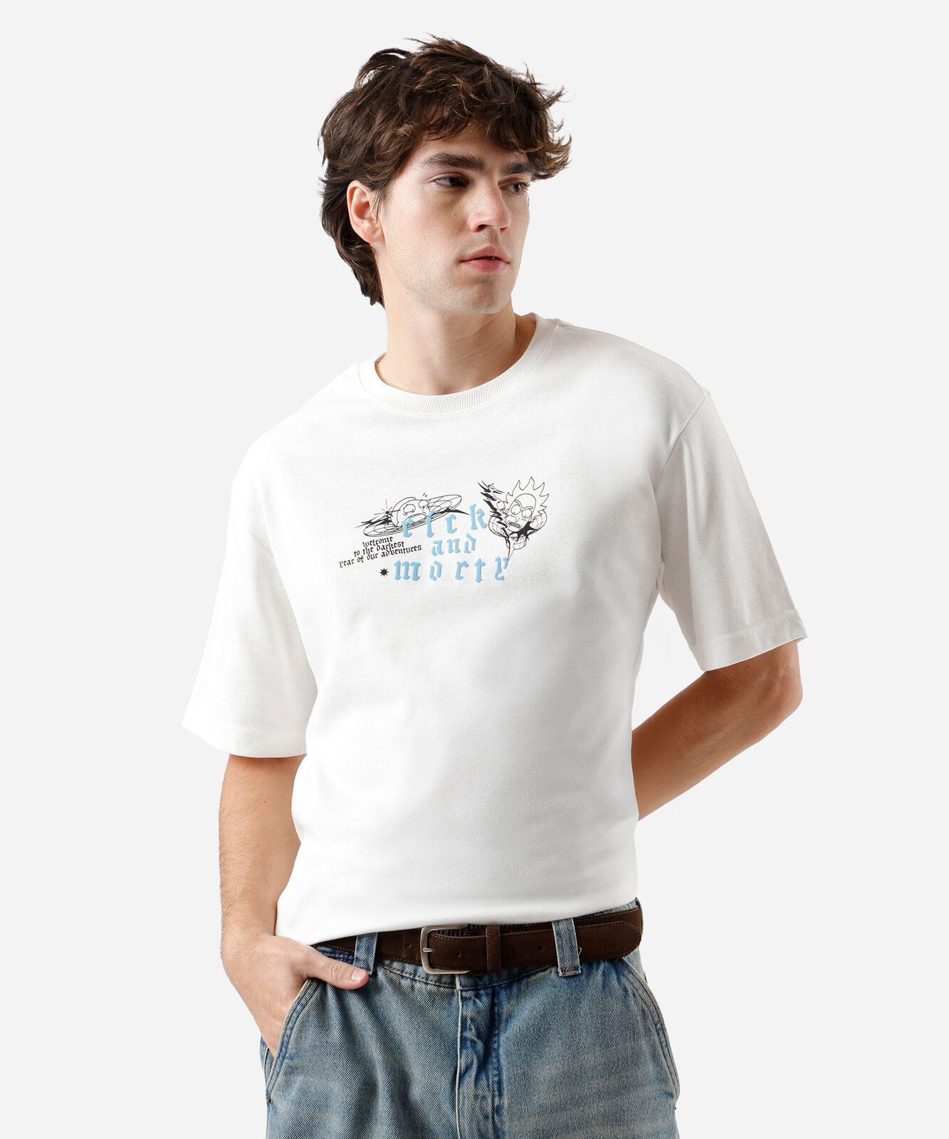 camiseta masculina com algodão rick and morty off white
