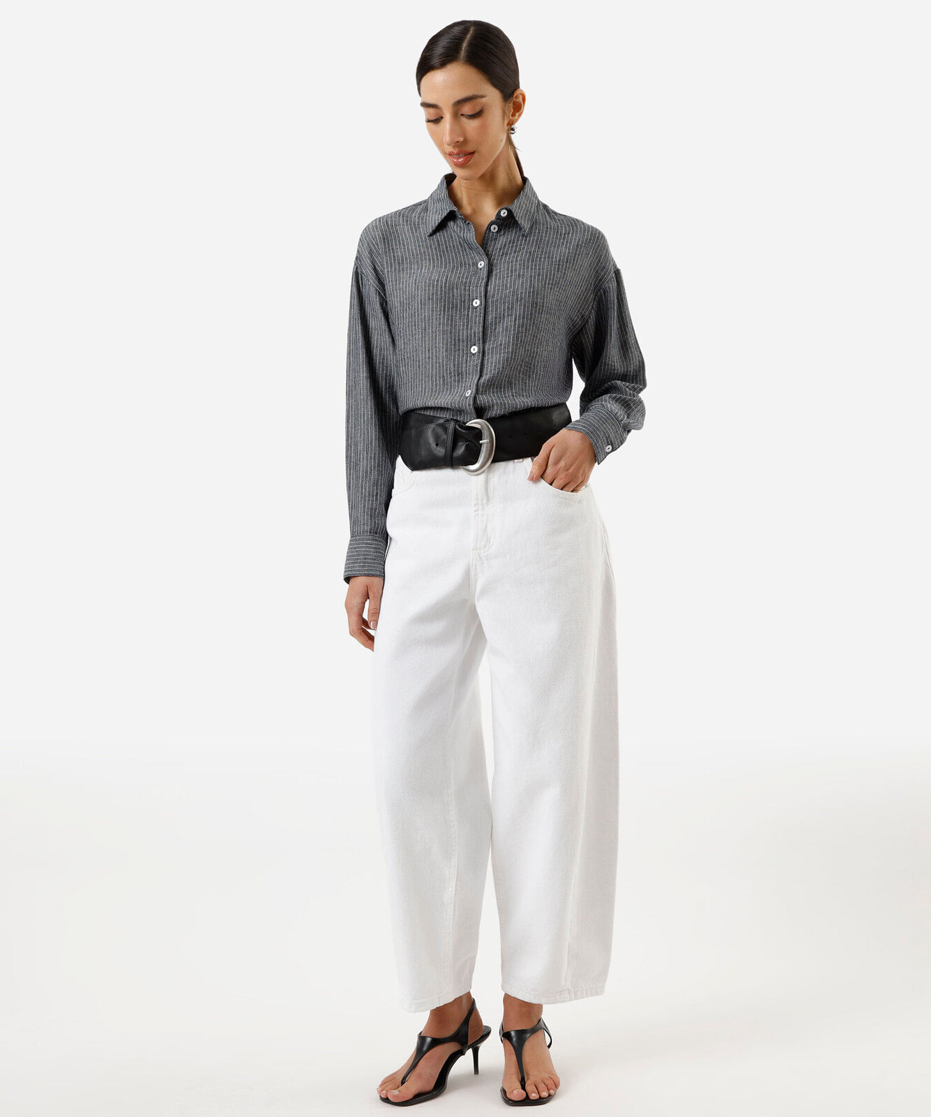 camisa feminina com linho manga longa listrada azul