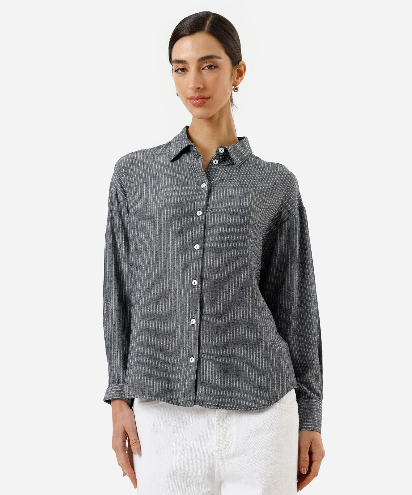 camisa feminina com linho manga longa listrada azul