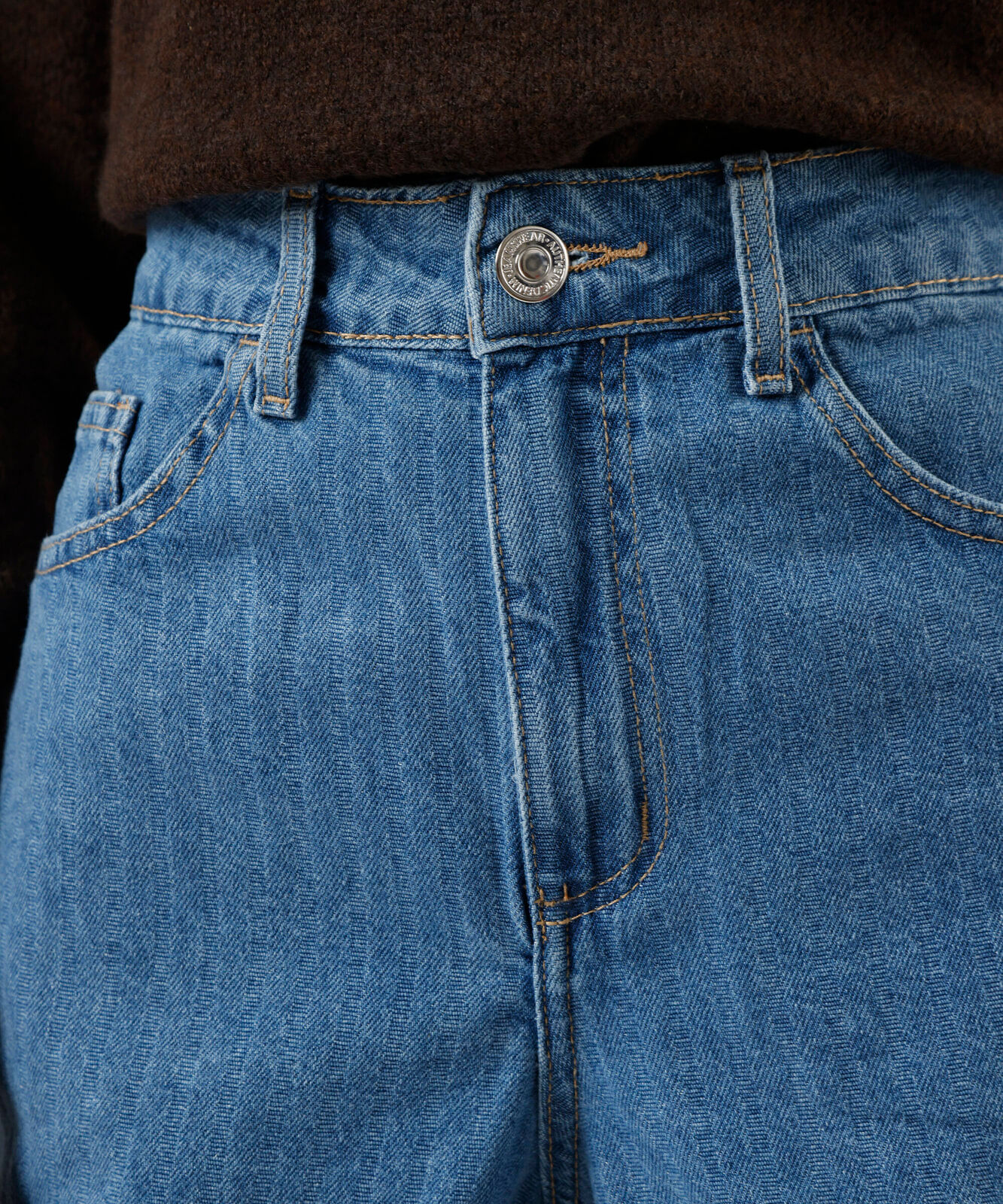short mom feminino jeans cintura alta listrado azul