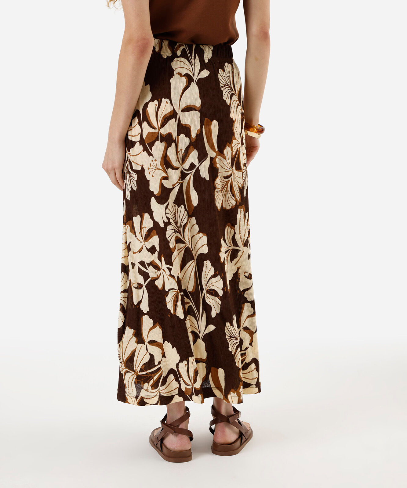 saia feminina plissada floral marrom