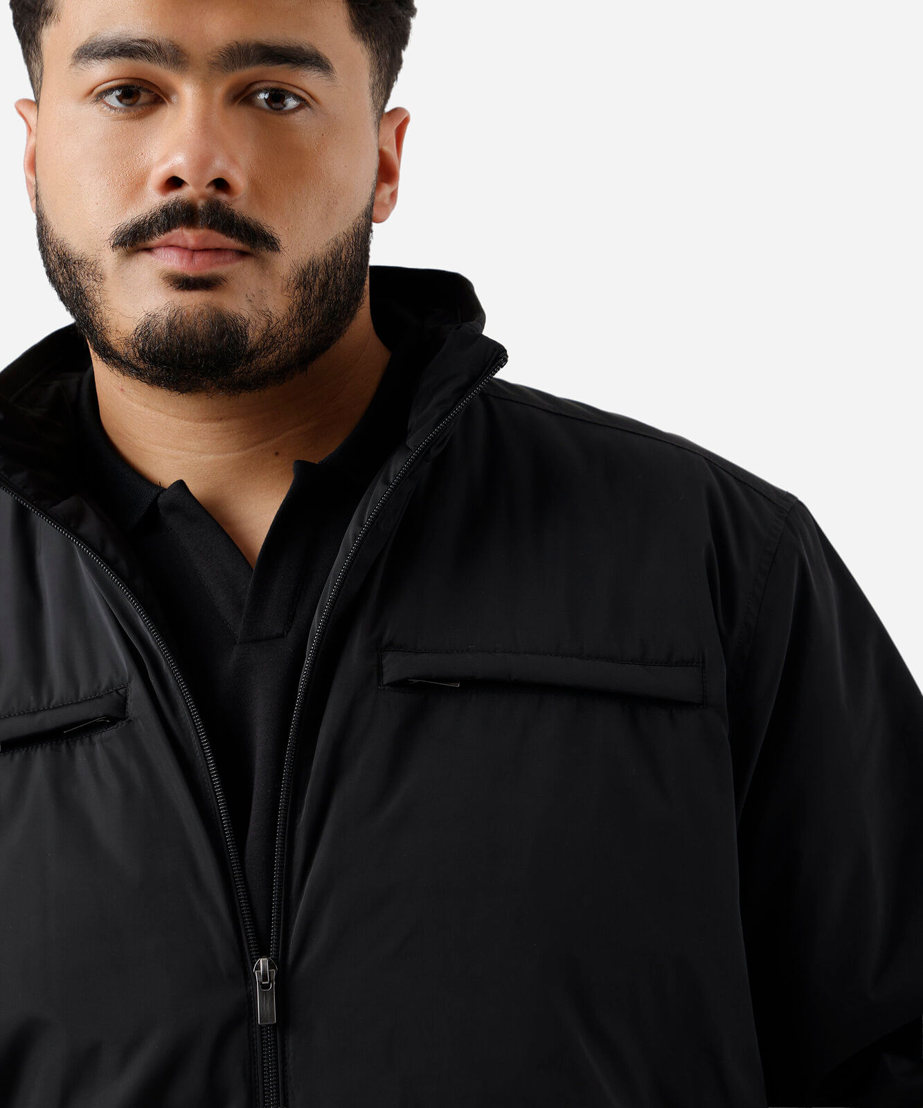 jaqueta de nylon plus size básica com zíper preto