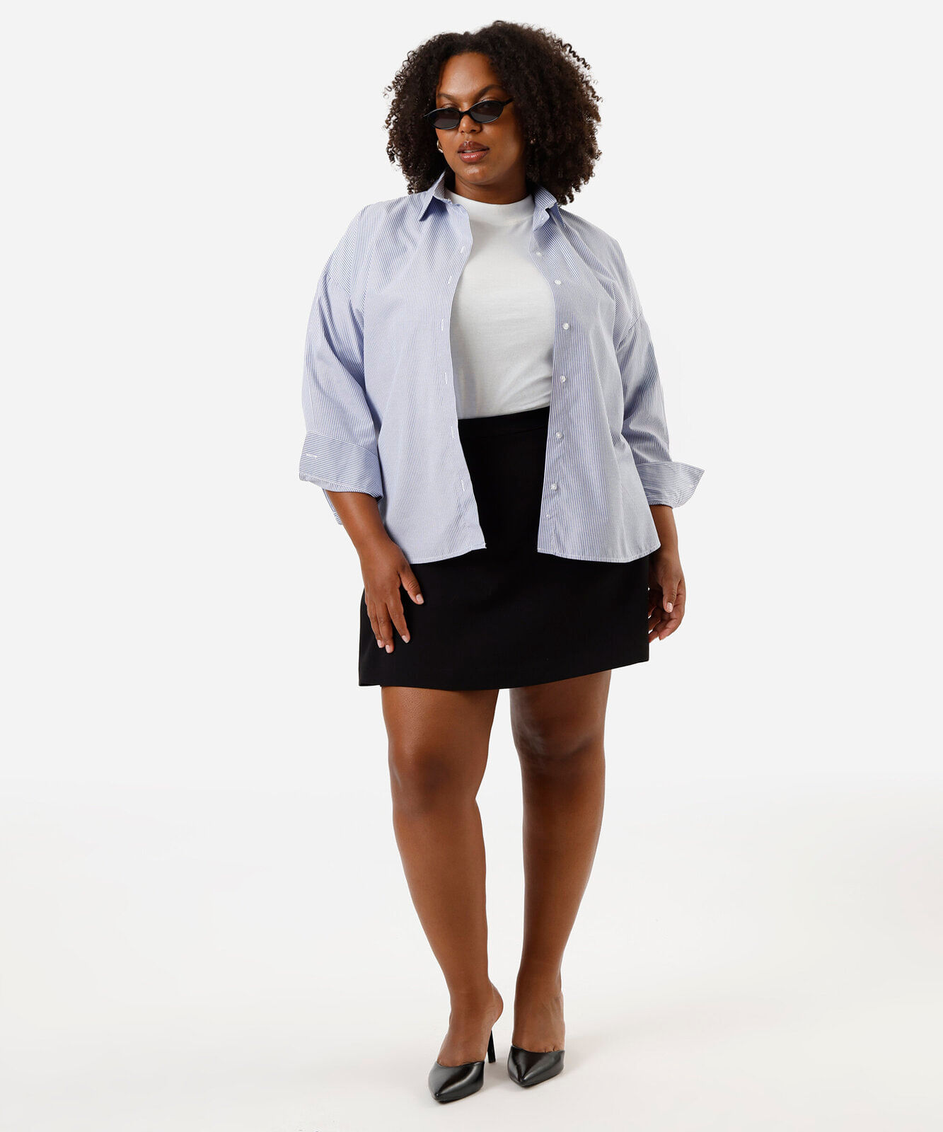 short saia de alfaiataria plus size preto