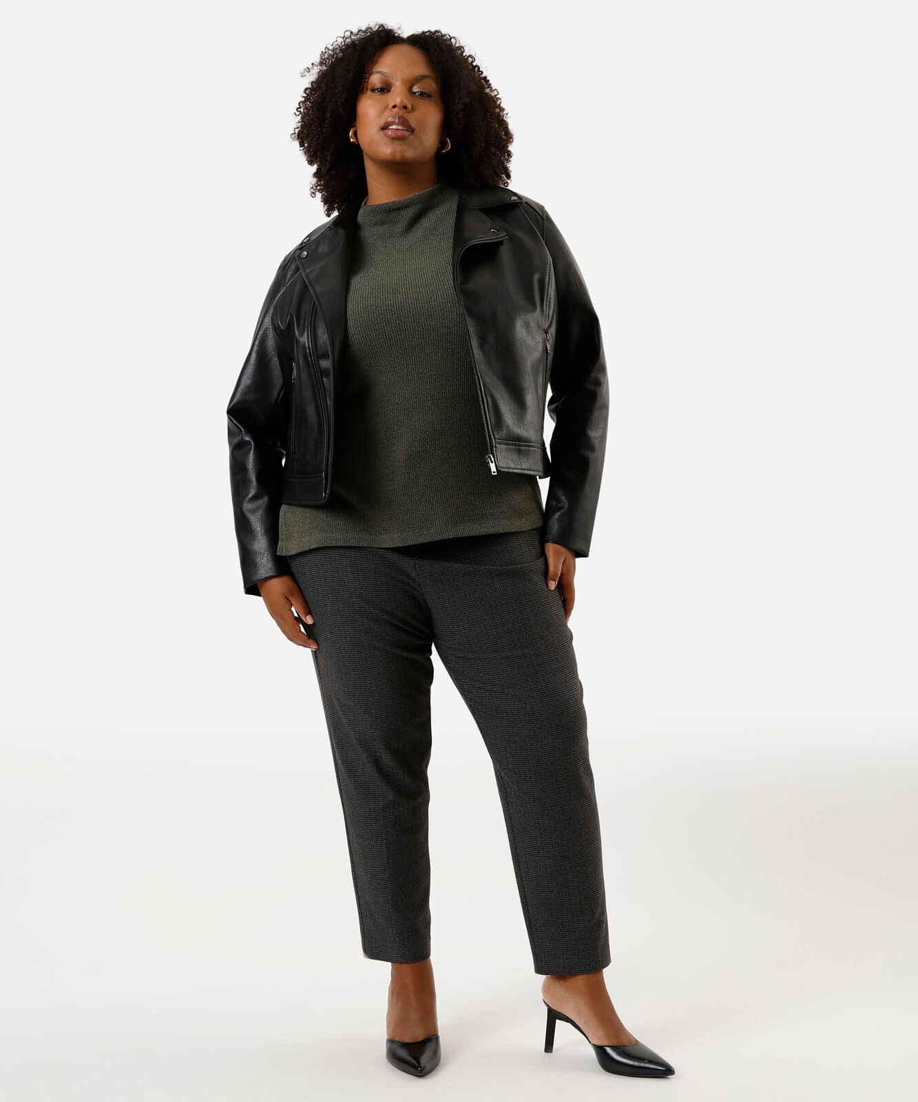 jaqueta feminina de poliuretano plus size preta