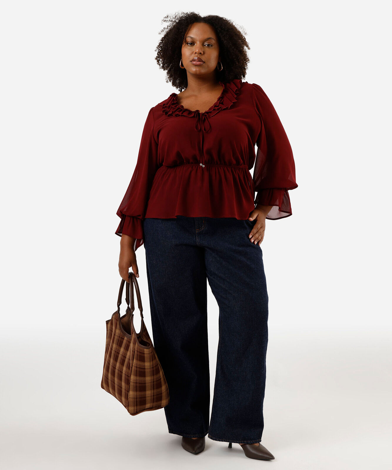 blusa feminina com babados plus size vinho