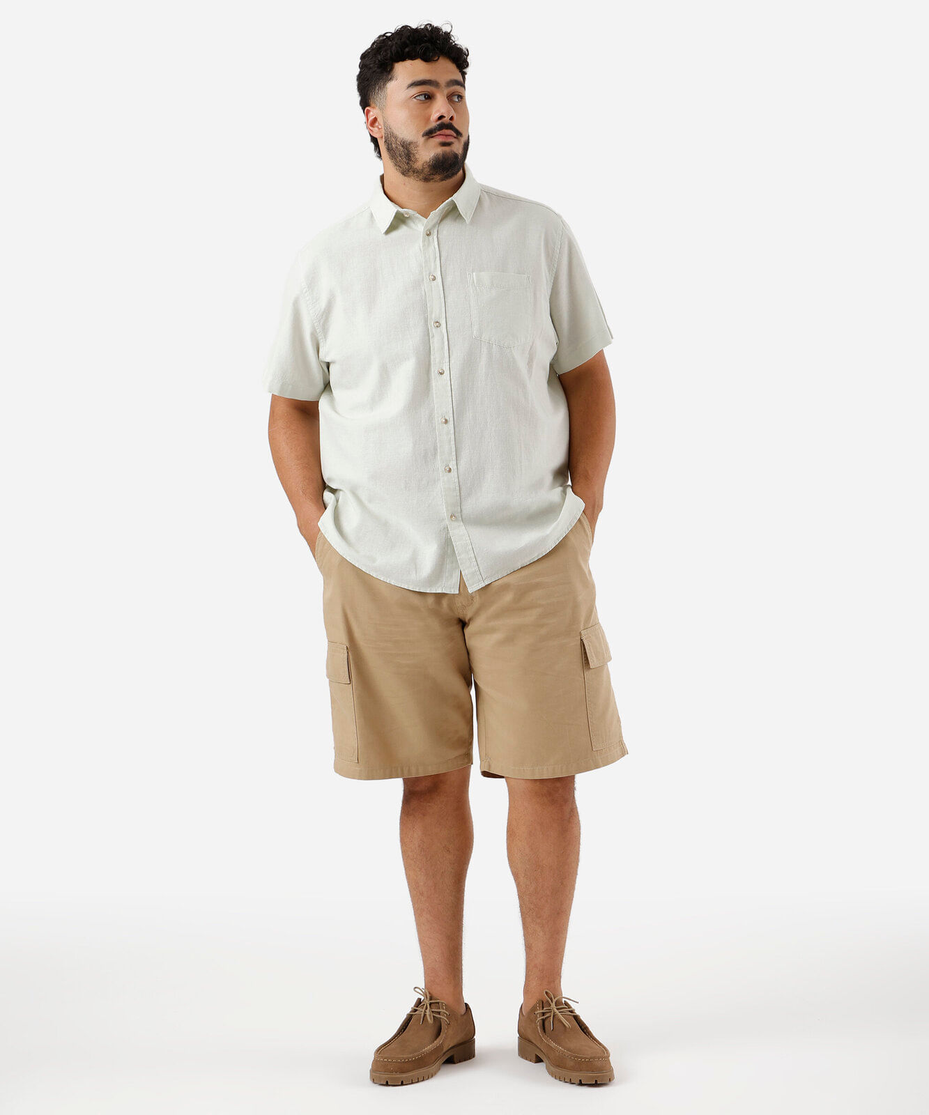 camisa plus size com linho manga curta verde