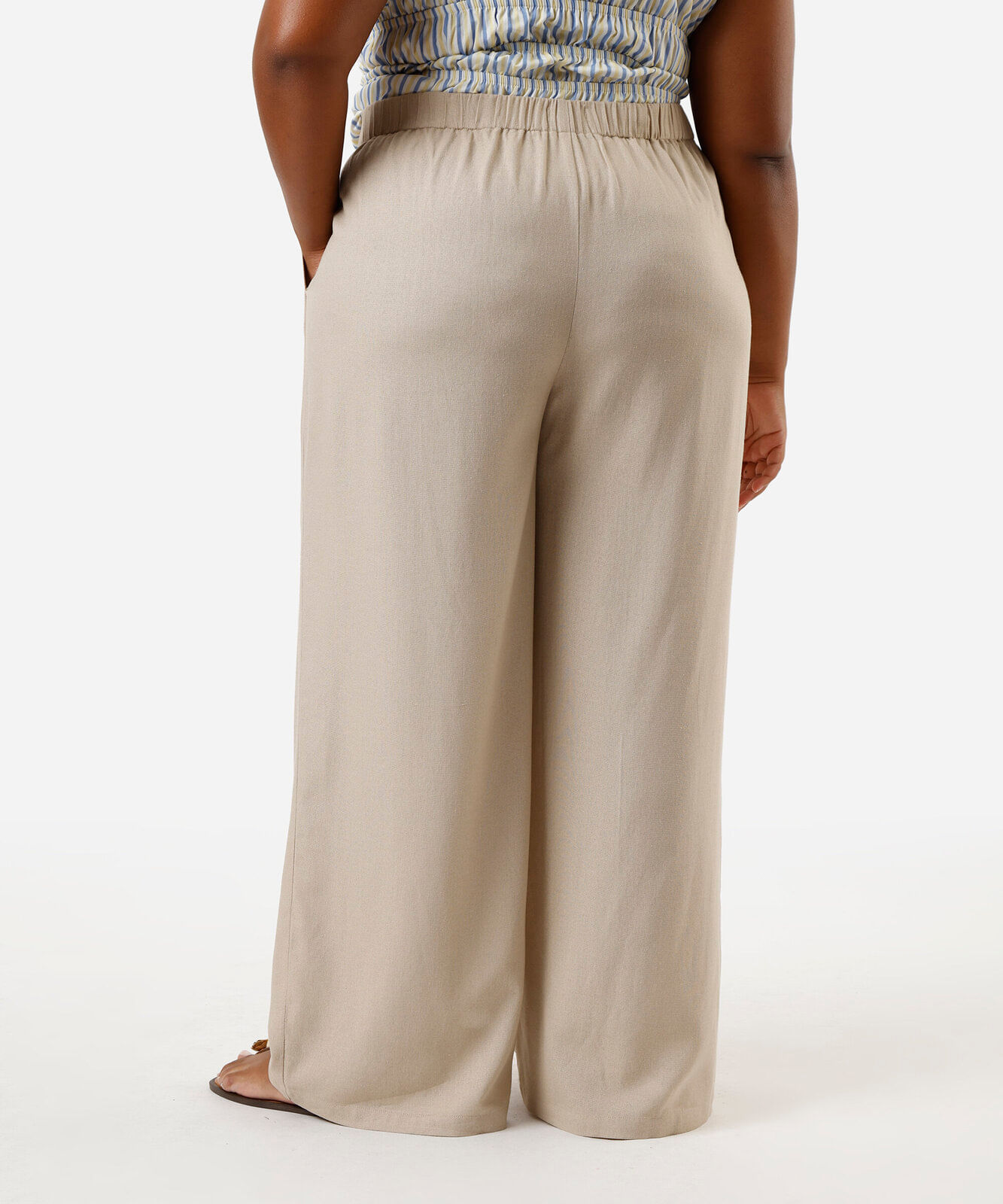 calça wide leg feminina com linho plus size bege