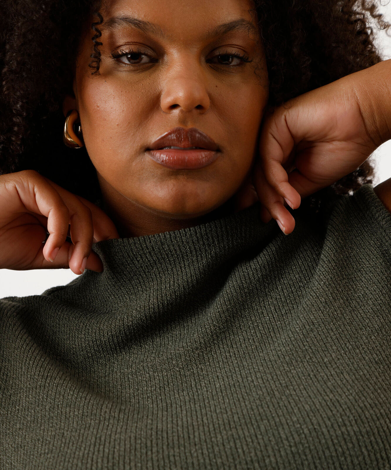 regata feminina de tricot canelada plus size verde