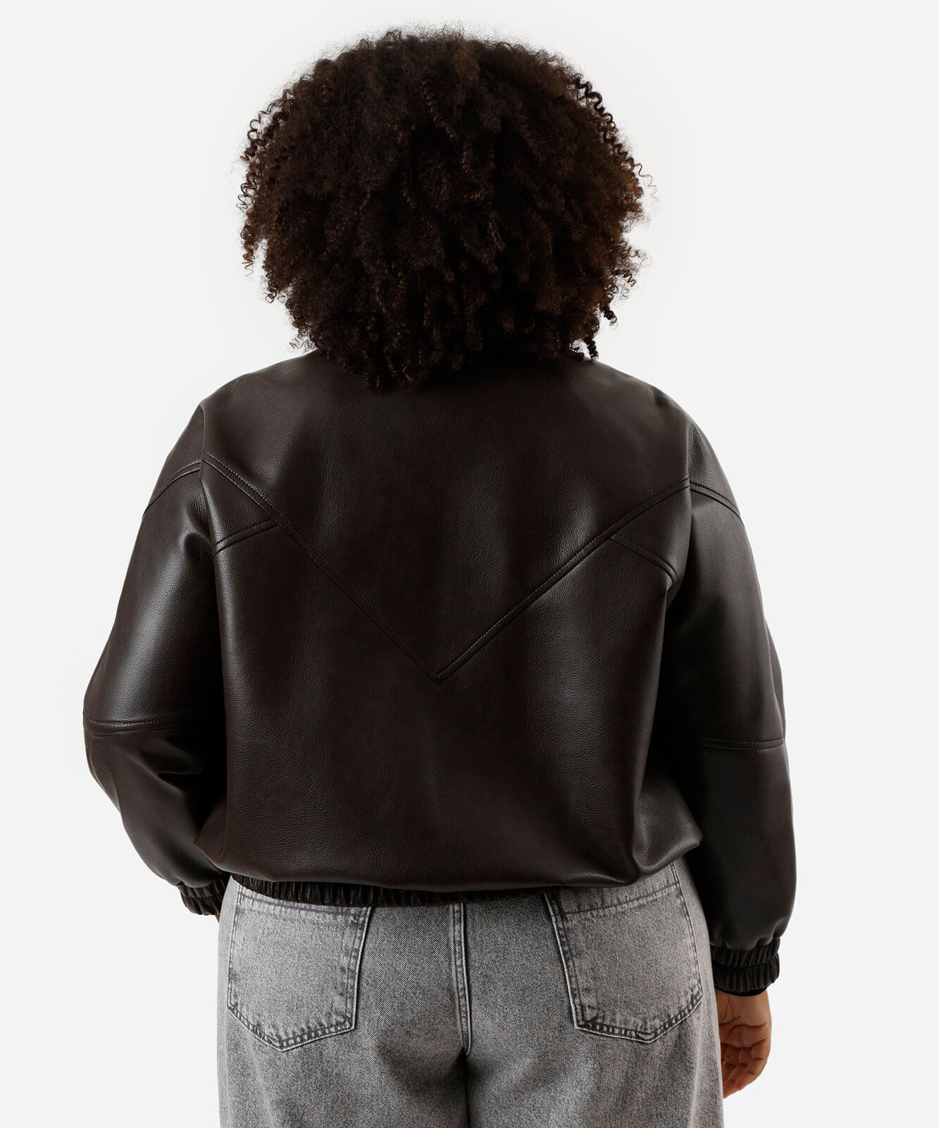 jaqueta bomber feminina e poliuretano plus size marrom