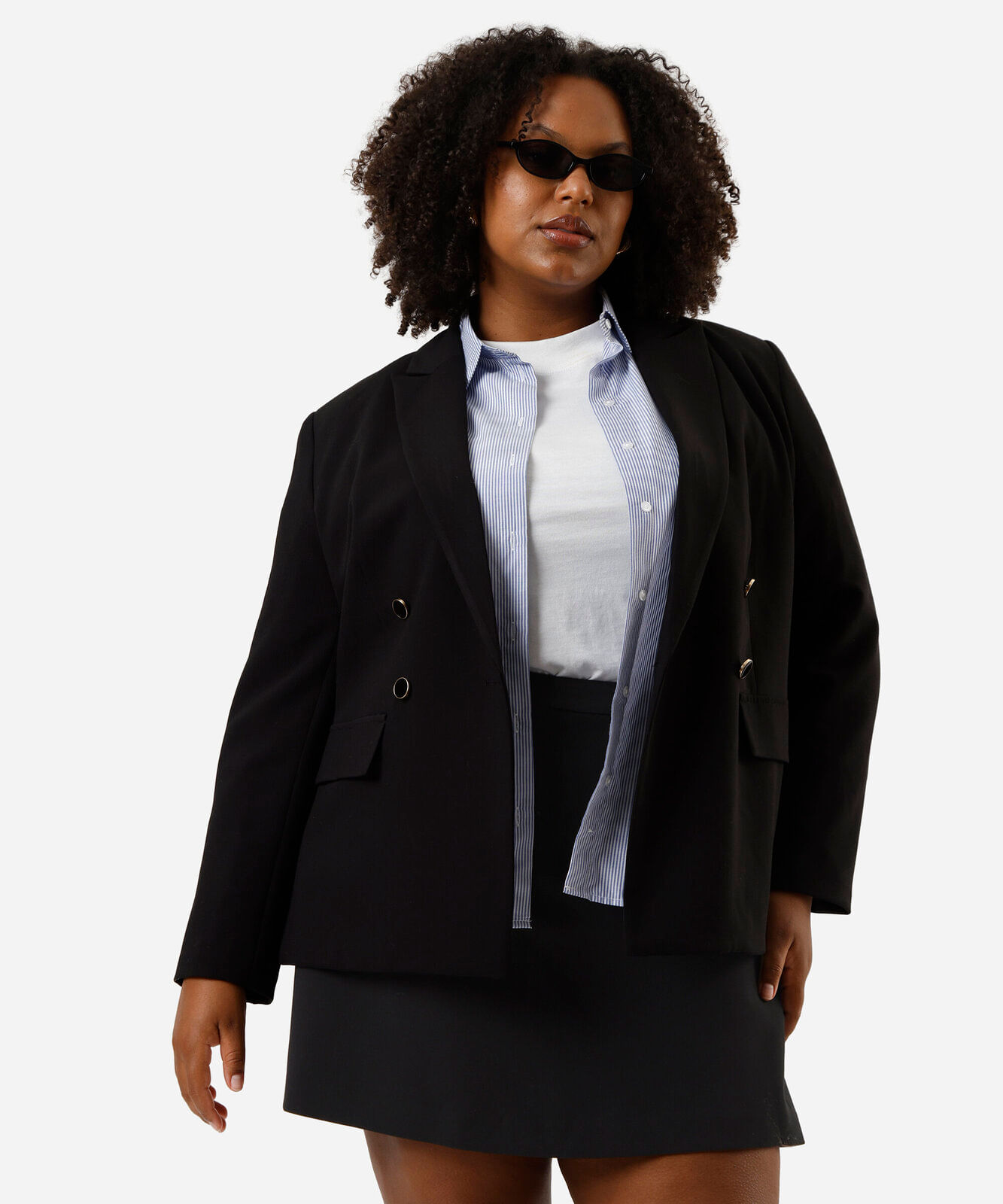 blazer de alfaiataria com ombreiras plus size preto