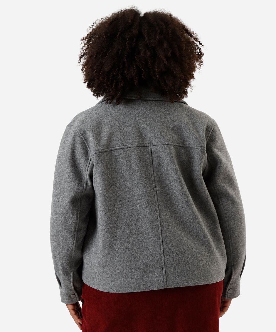 jaqueta feminina texturizada plus size cinza