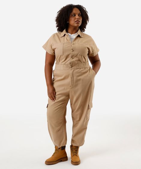 macacão feminino de sarja plus size bege