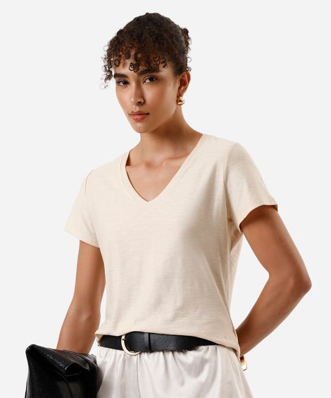 blusa básica feminina de algodão peruano manga curta decote v bege