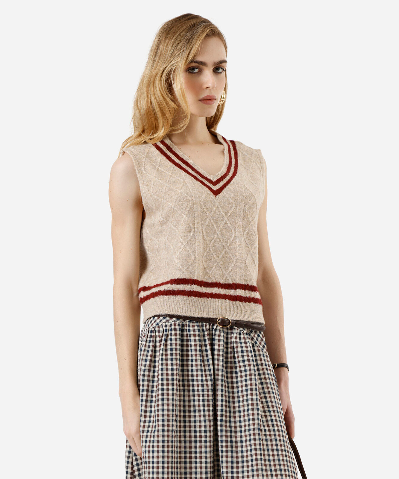 colete feminino de tricot decote v texturizado bege