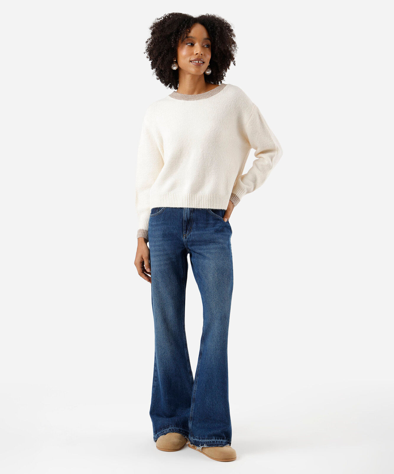 calça flare feminina jeans barra a fio cintura média azul