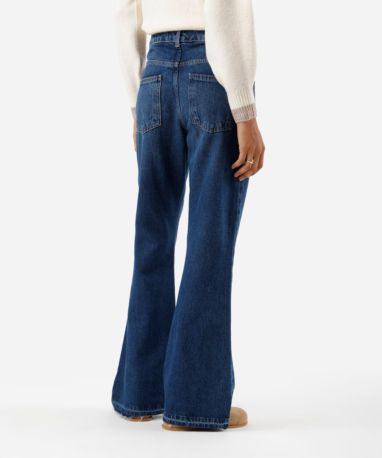 calça flare feminina jeans barra a fio cintura média azul