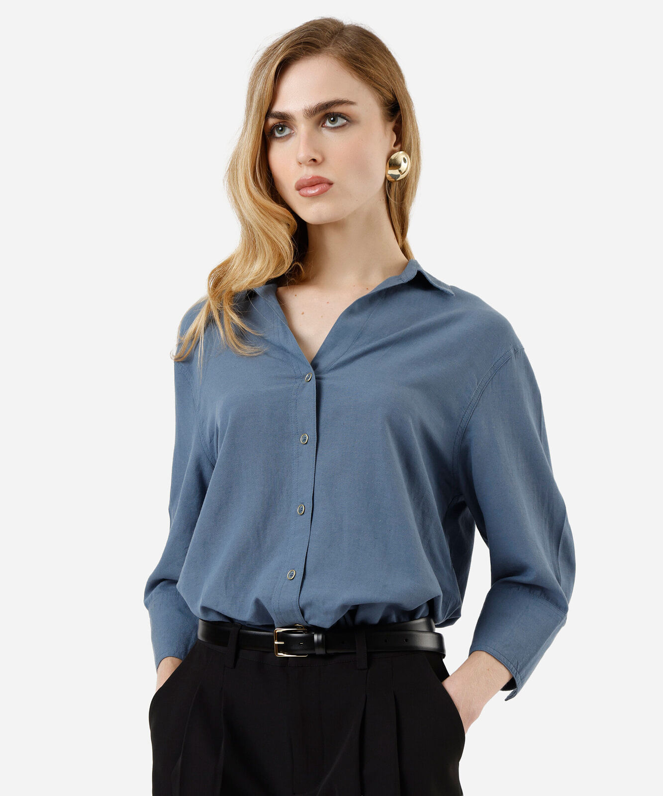 camisa feminina com linho manga longa azul