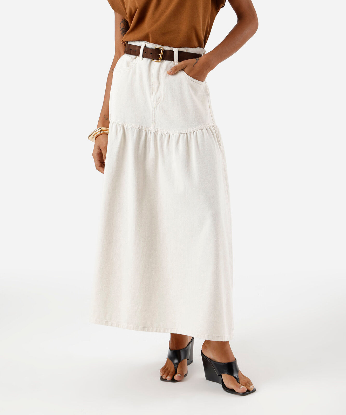 saia midi feminina de sarja com recorte cintura alta off white