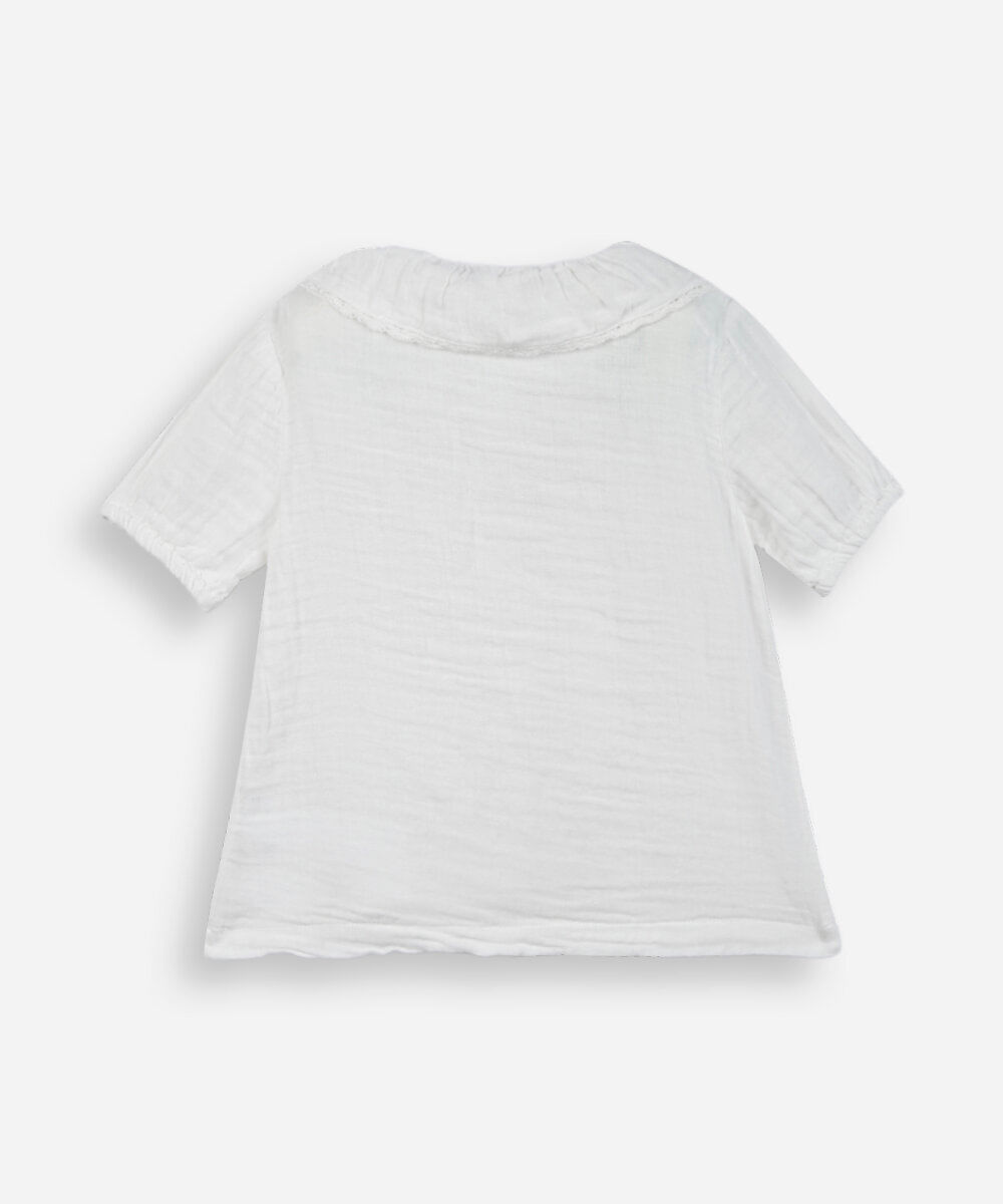camisa infantil gola peter pan manga bufante texturizada off white