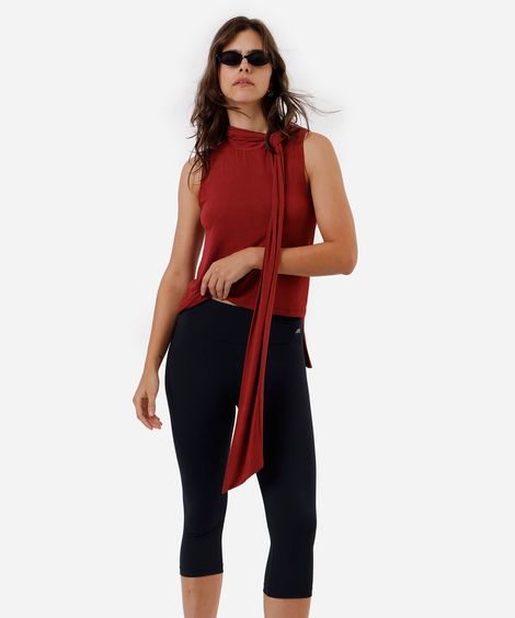 regata feminina gola alta com amarração vermelha