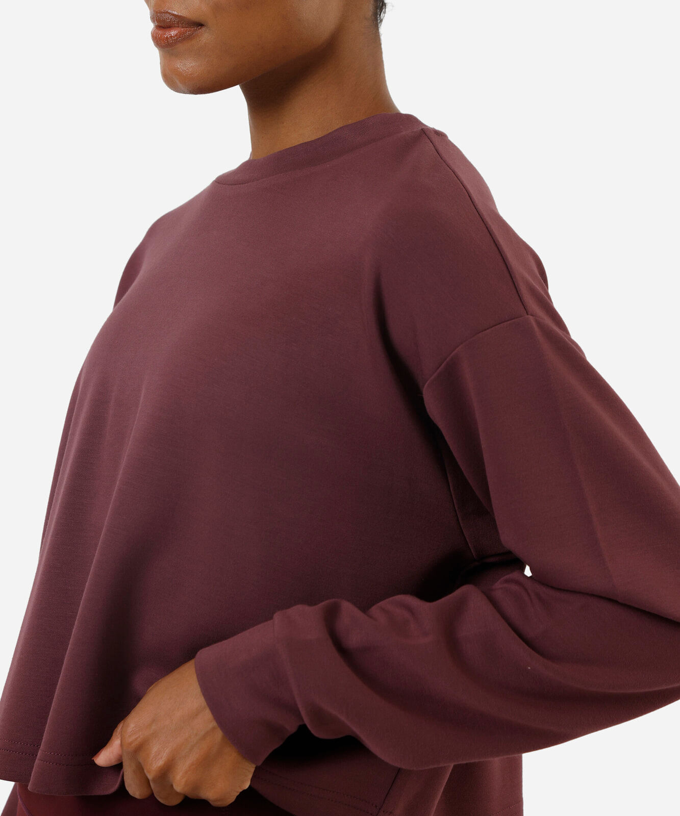 blusão cropped feminino gola redonda esportivo vinho