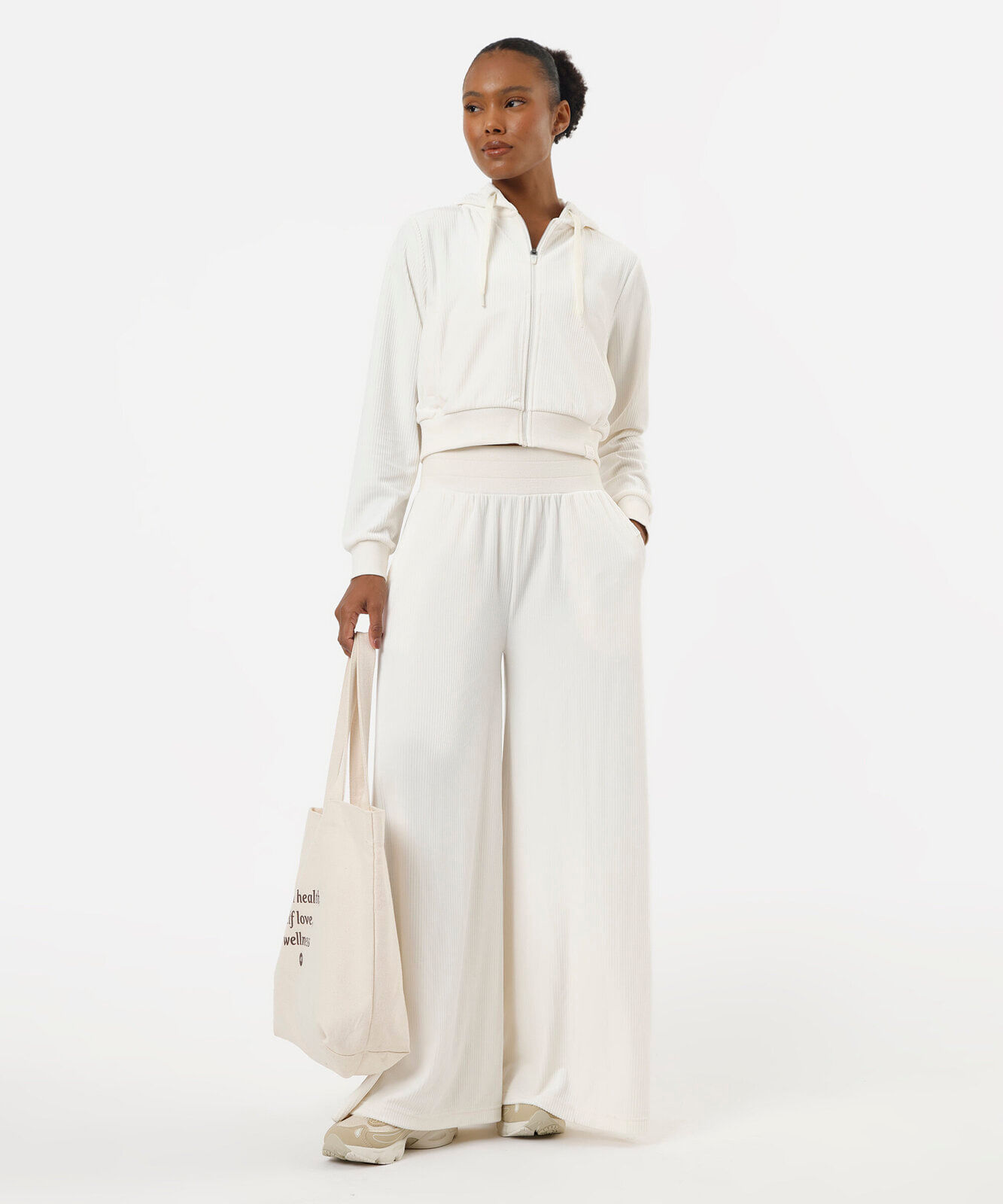 calça wide leg feminina plush esportiva off white