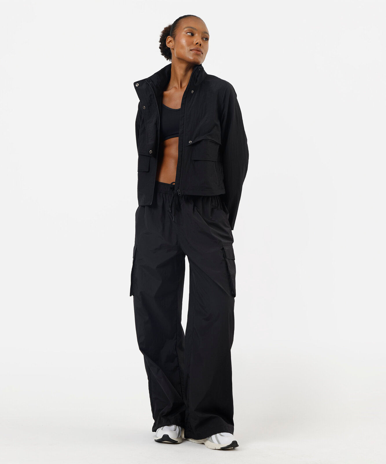 jaqueta box fit feminina de poliamida esportiva oversized preta