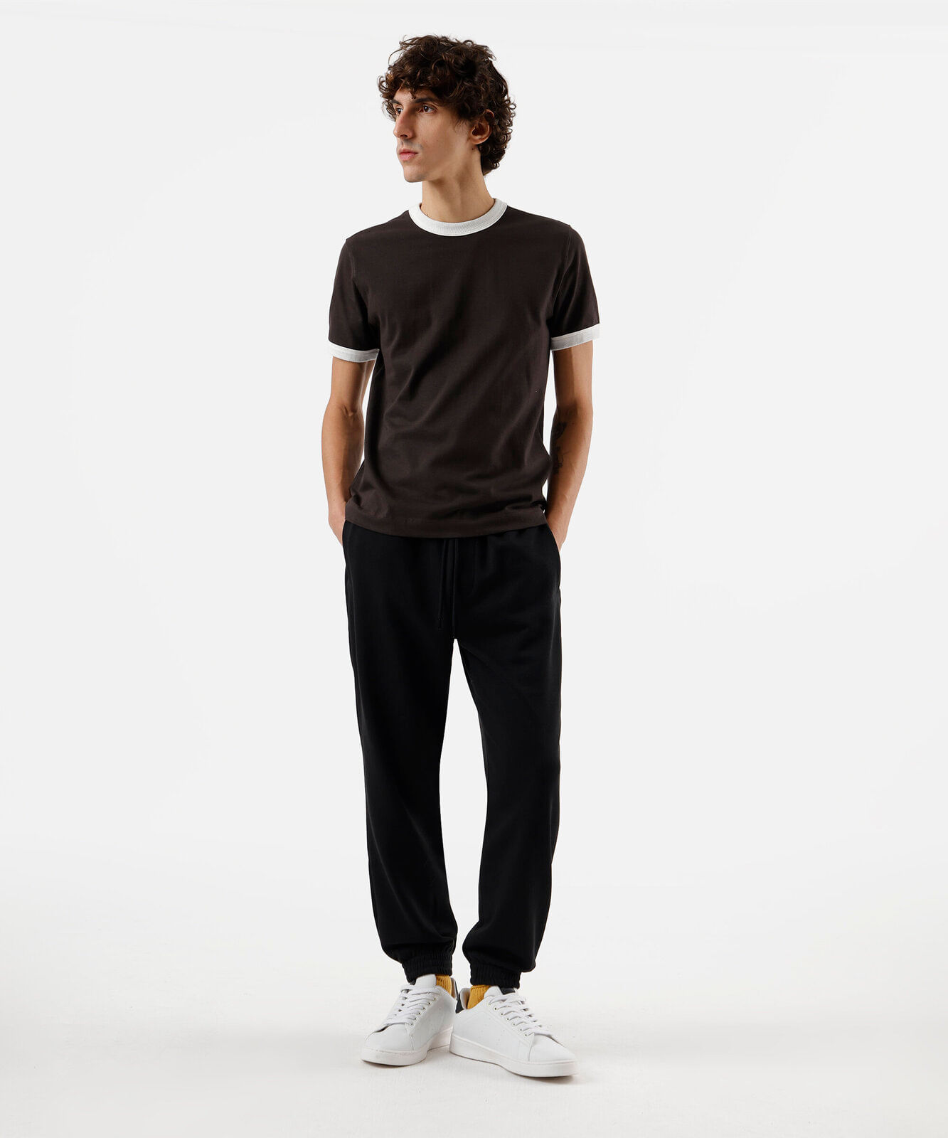 camiseta masculina de algodão bicolor marrom