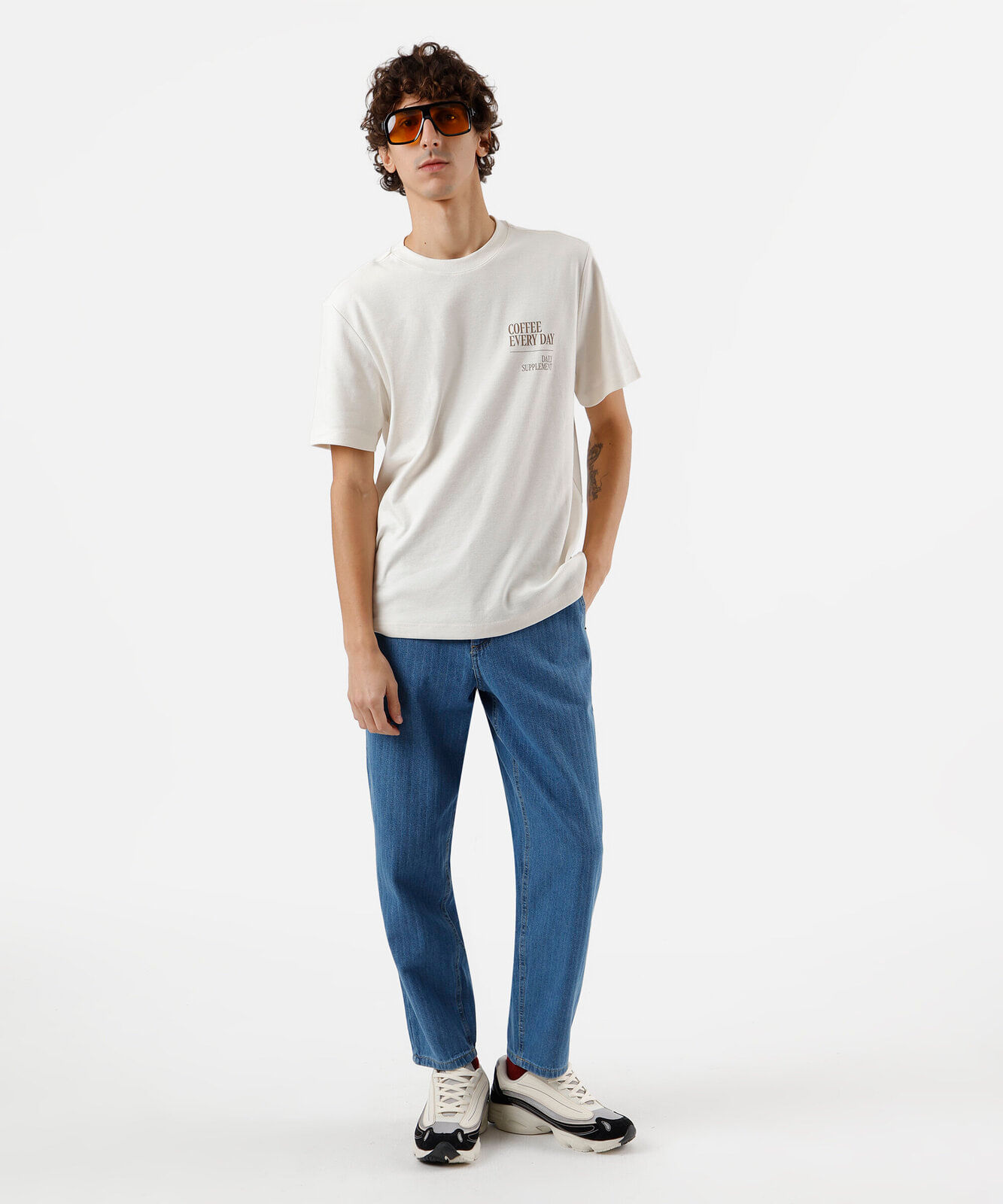 camiseta masculina com algodão manga curta estampada off white