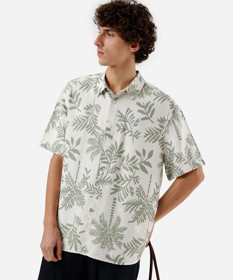 camisa masculina com viscose folhagens manga curta off white
