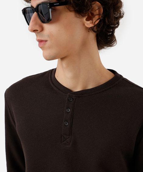 blusa básica masculina manga longa texturizada marrom