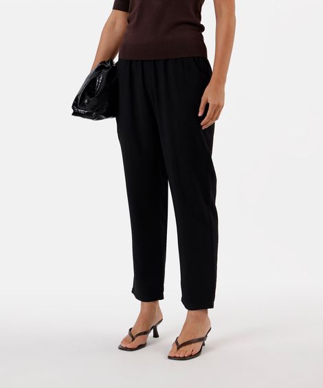 calça feminina reta com bolso faca preta