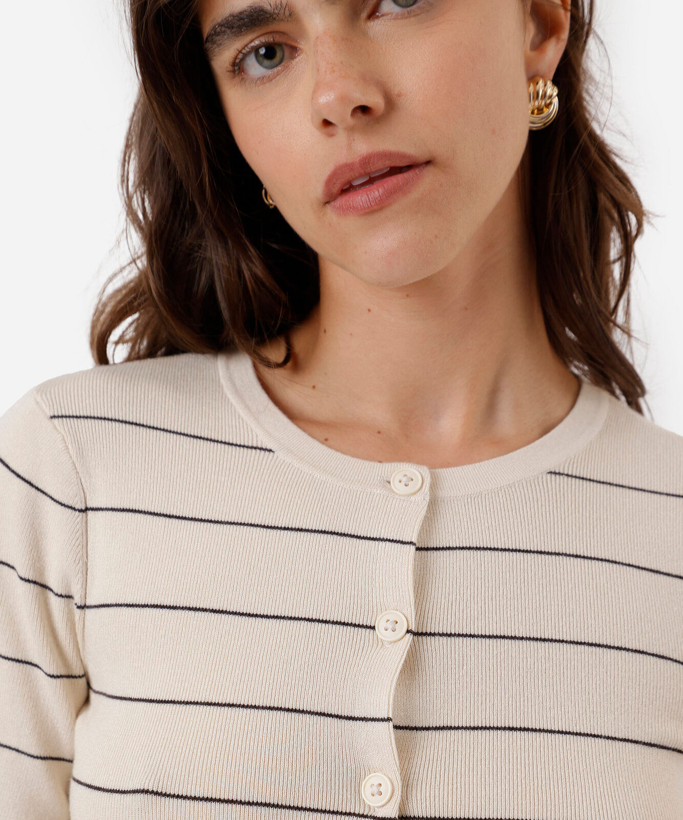 cardigan feminino de tricot manga curta listrado bege