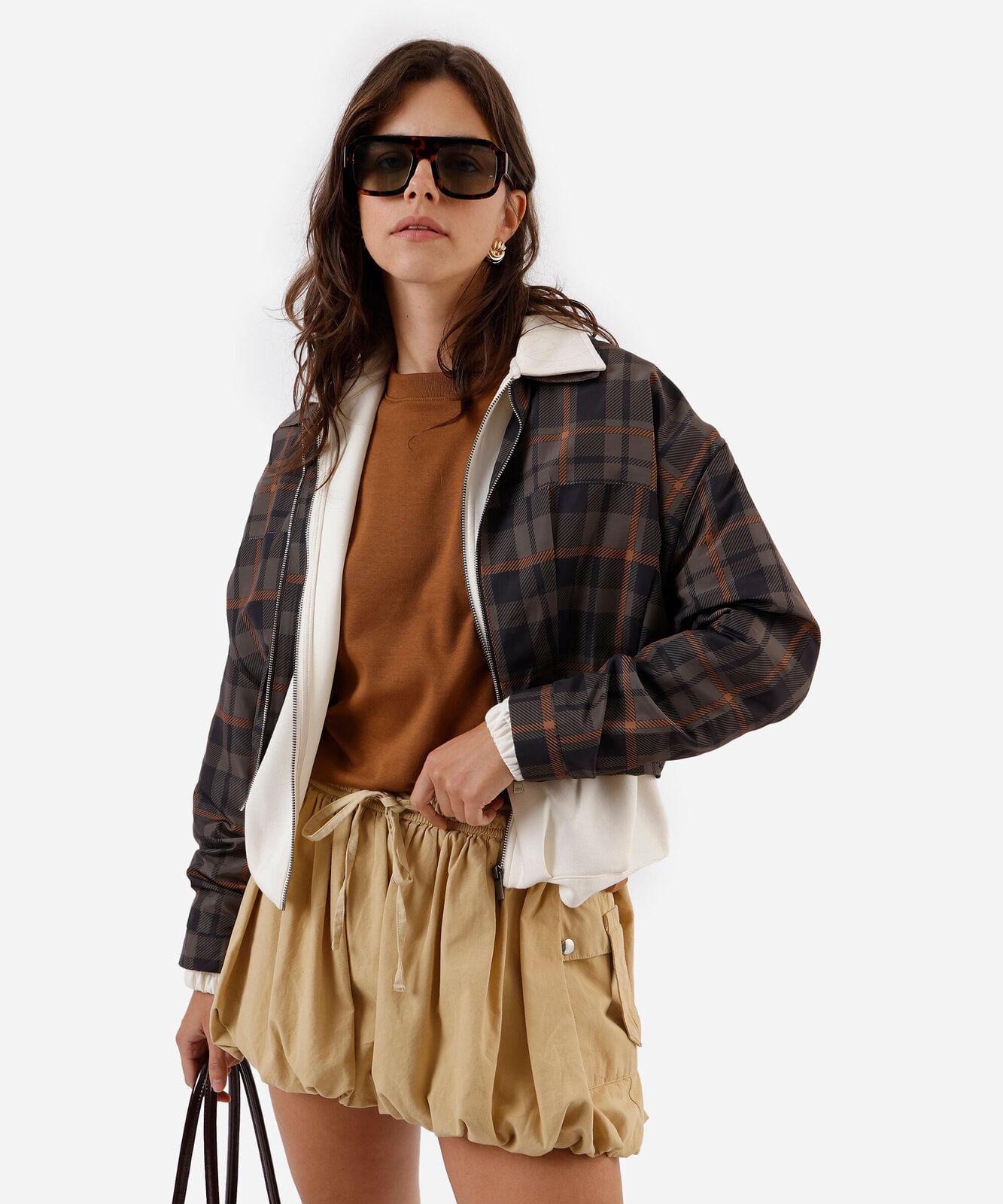 camiseta básica feminina de algodão peruano marrom