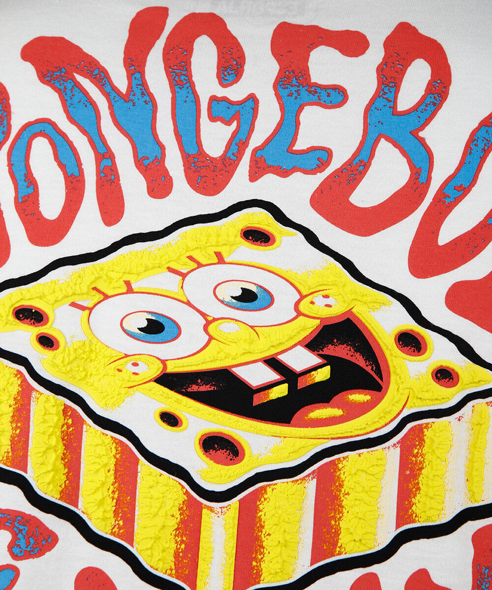 camiseta juvenil estampa frente costas bob esponja off white