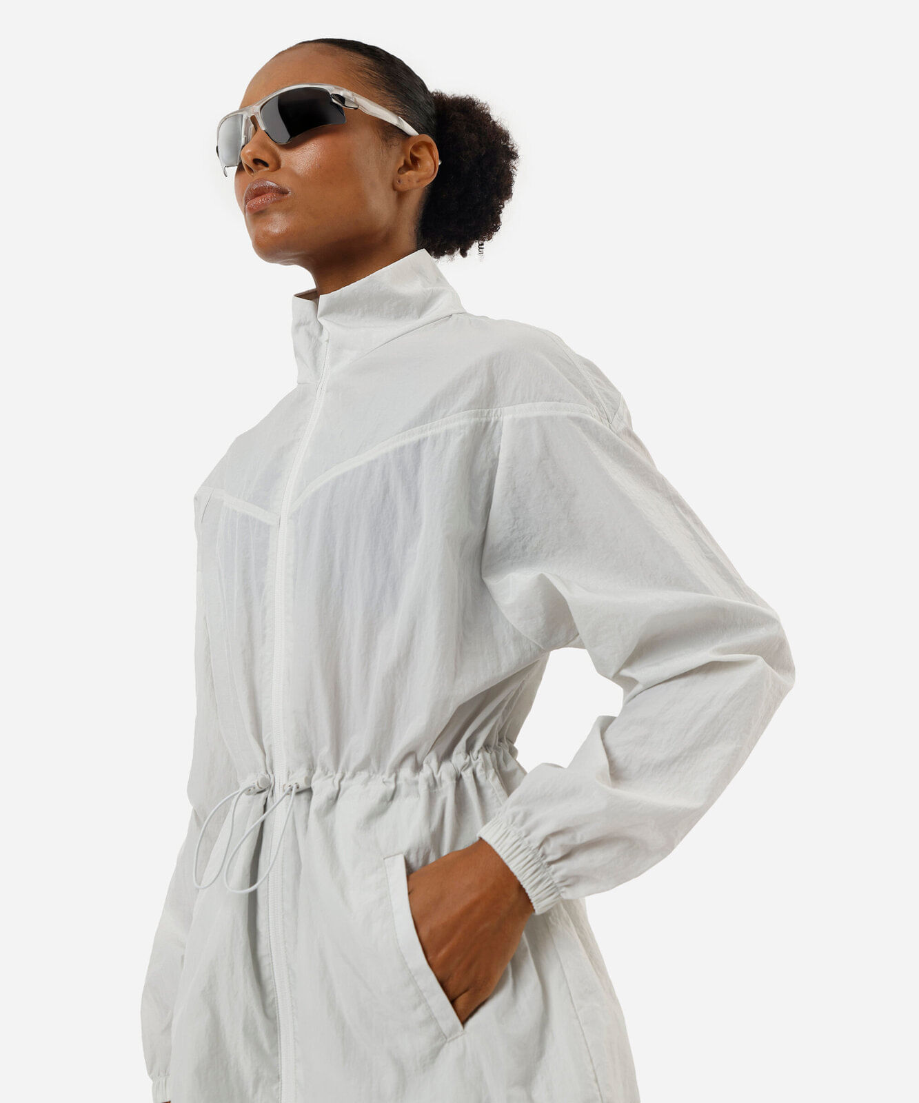parka feminina esportiva texturizada cinza