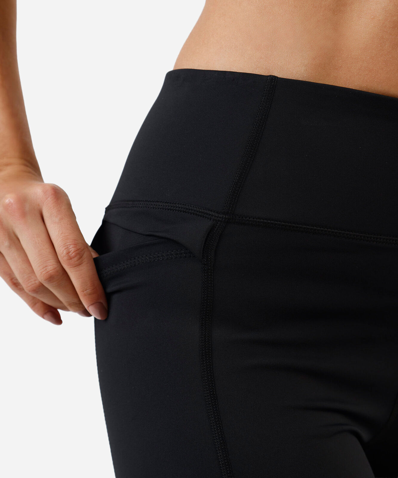 calça legging feminina esportiva com bolso preta