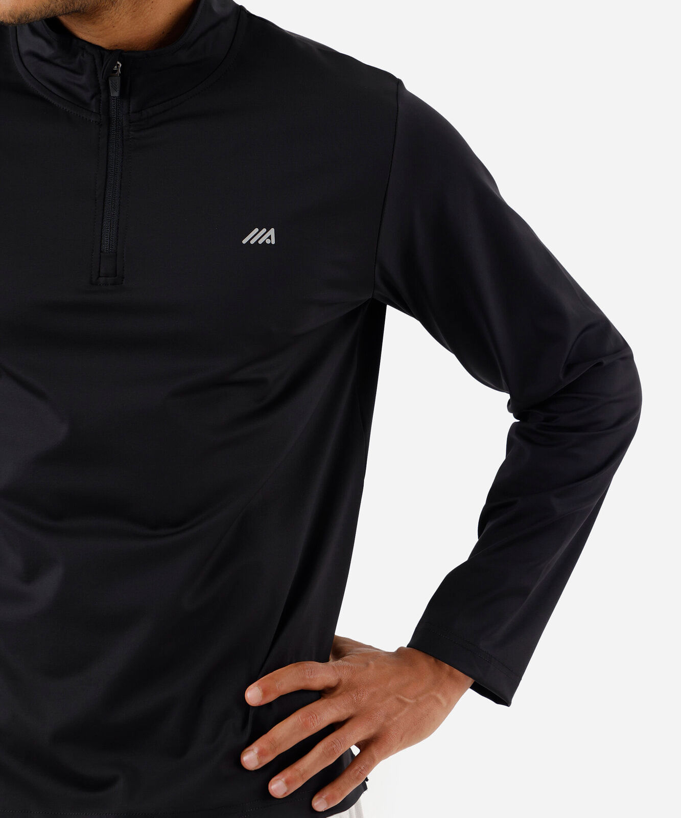 camiseta esportiva masculina de poliamida gola alta com zíper preta