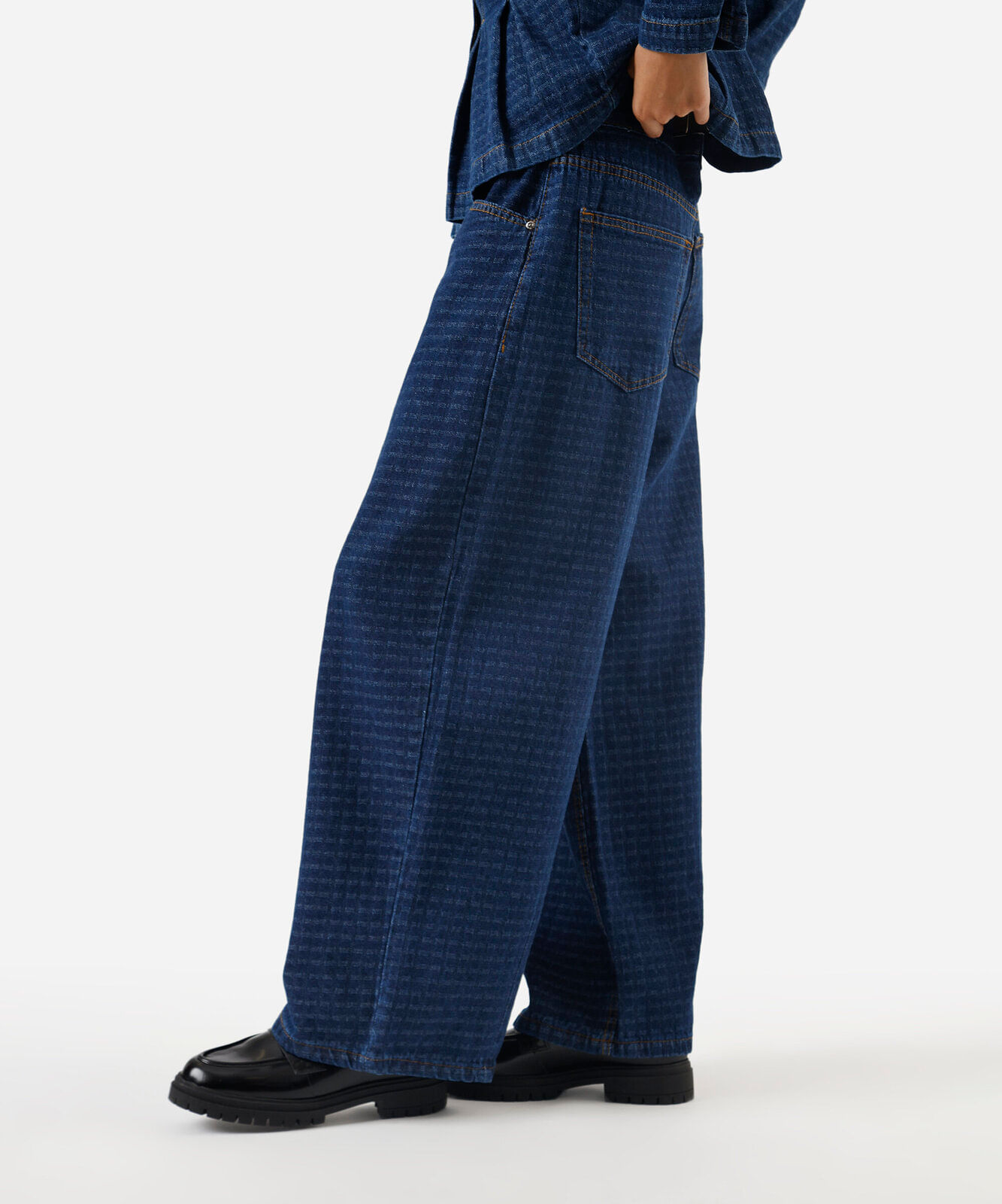 calça balloon feminina jeans cintura média xadrez azul