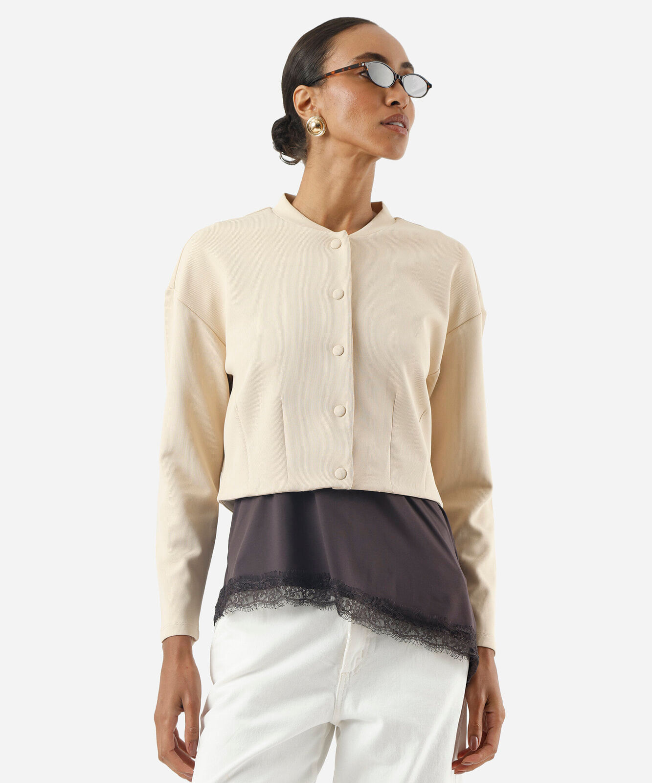 jaqueta bomber cropped feminina canelada bege