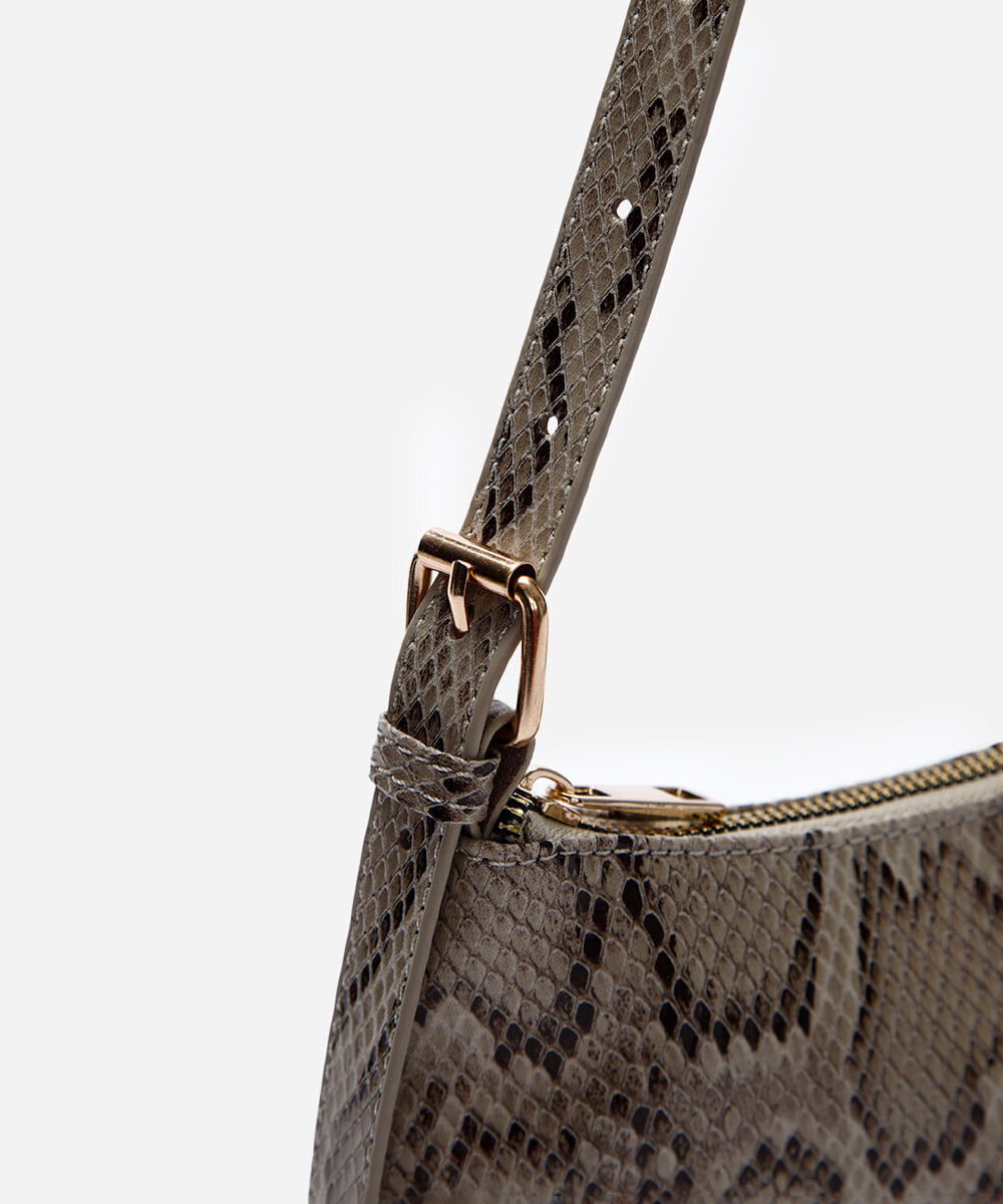 bolsa baguete com fivela colorido