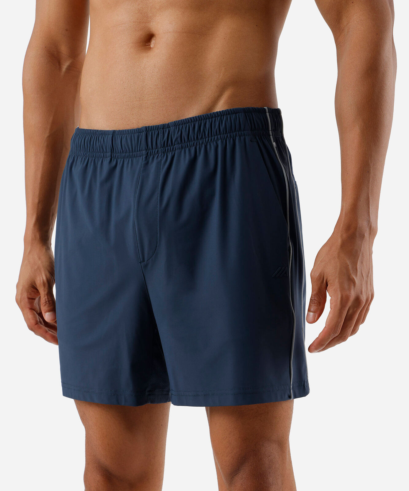 short masculino de poliamida esportivo com recorte e nervuras azul