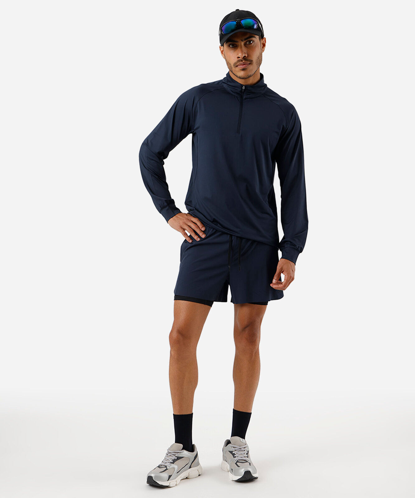 short masculino esportivo com compressão azul