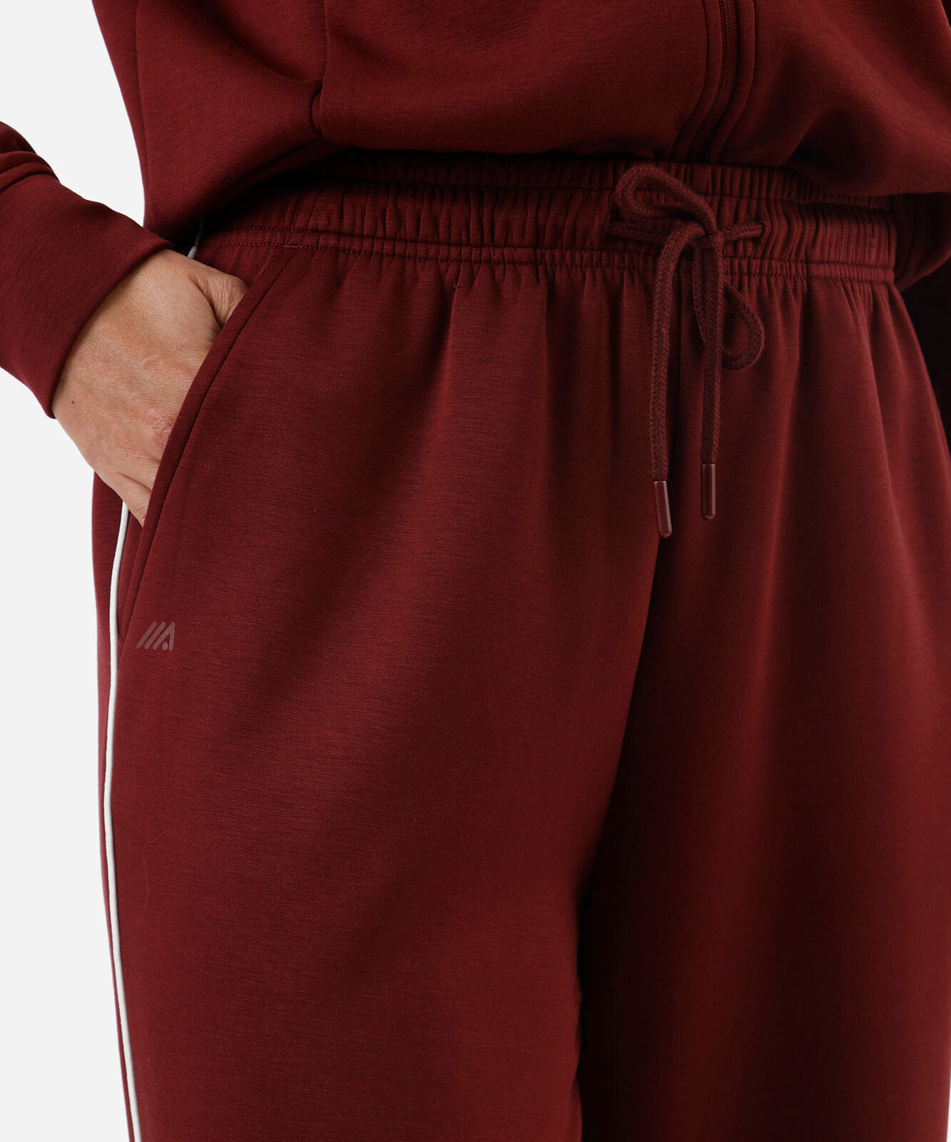 calça reta feminina esportiva com nervura vinho